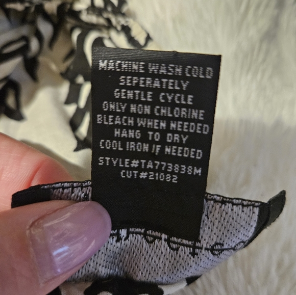 Casual dress with spaghetti straps - Picture 4 of 4